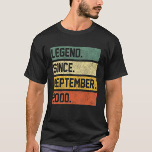 22 Jahre alt 22. Geburtstag seit September T-Shirt