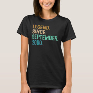 22 Jahre alte Legende Seit September 2000 22. Bir T-Shirt