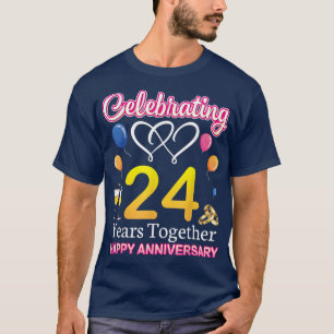 24 Jahre Zusammen Feiern Glücklicher Hochzeitstag T-Shirt