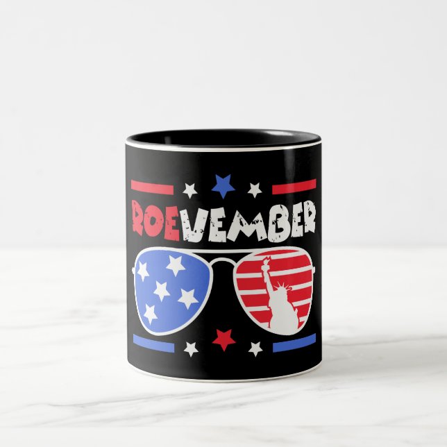 24. November Zweifarbige Tasse (Mittel)