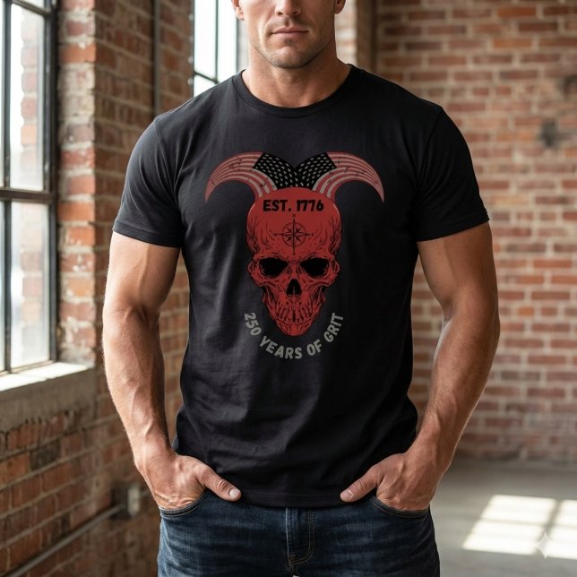 250 Years of Grit Patriotic Red Skull T-Shirt (Von Creator hochgeladen)