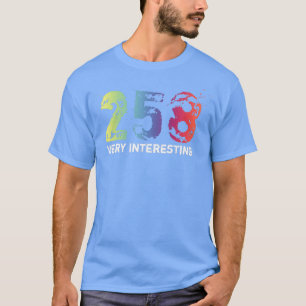 258 Sehr interessanter Regenbogen mit weißem Text T-Shirt