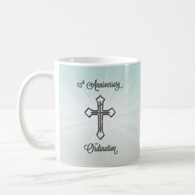 25. Jahrestag der Ordination, Silberkreuz Tasse (Links)