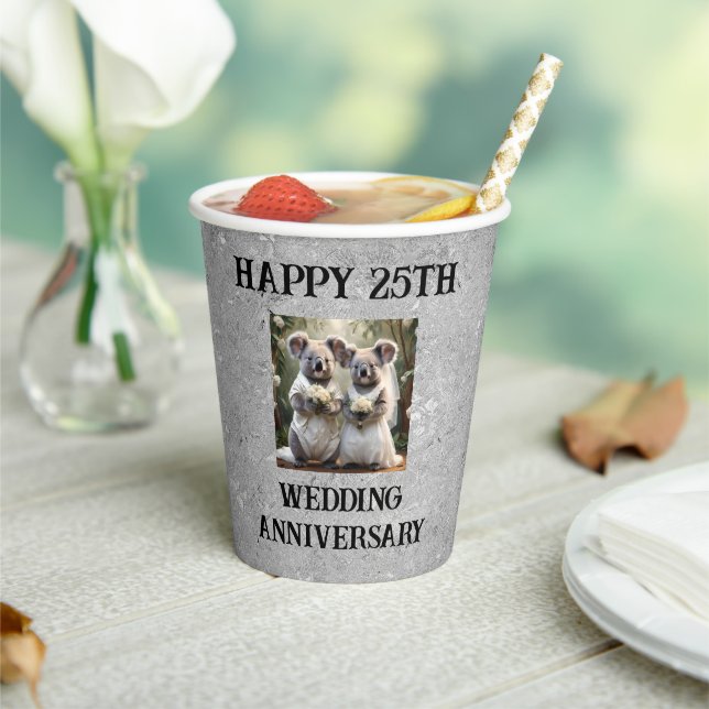 25. Jahrestag der traditionellen Hochzeit, Pappbecher (In Situ)