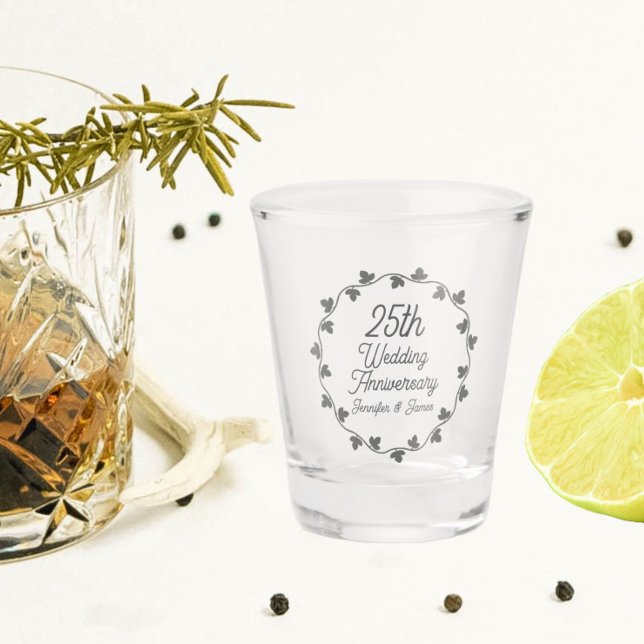 25. silberne Hochzeit Efeukranz Schnapsglas (Von Creator hochgeladen)