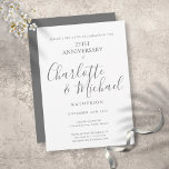 25. Silver Wedding Anniversary Signature Script Einladung<br><div class="desc">Mit silbernen Skriptnamen. Personalisieren Sie mit Ihren speziellen 25 Jahre Silber-Jubiläum Informationen in schicken Schriften. Entwickelt von Thisisnotme©</div>