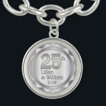 25. Silver Wedding Jubiläum Armband<br><div class="desc">Persönliche Gestaltung 25. Silver Wedding Anniversary Keepake. ✔ Hinweis: Nicht alle Vorlagenbereiche müssen geändert werden. 📌 Wenn Sie weitere Anpassungen benötigen, klicken Sie bitte auf den Button "Weitere Anpassungen vornehmen" oder "Design anpassen oder bearbeiten" und verwenden Sie unser Designwerkzeug, um die Größe, den Rotation, die Textfarbe, den Text und so...</div>