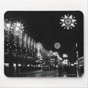 26. November 1960: Weihnachtsbeleuchtung in der St Mousepad