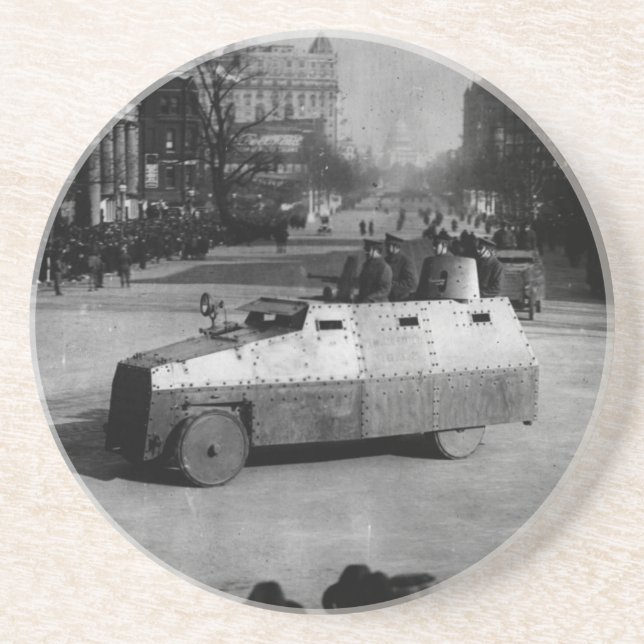 27. März 1917:  Das Geschwader des gepanzerten Getränkeuntersetzer (Vorne)