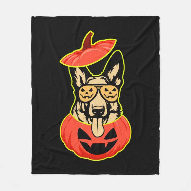 28 German Shepherd In Scary Pumpkin Shirt Funny Cu Fleecedecke (Vorderseite)