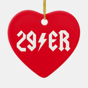 29. KERAMIK ORNAMENT