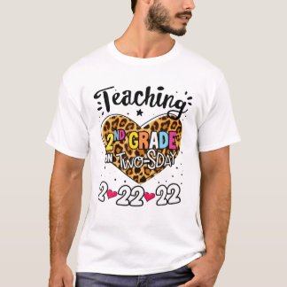 2.-22.-22. Februar 2022 Unterricht 2. Stufe auf T T-Shirt