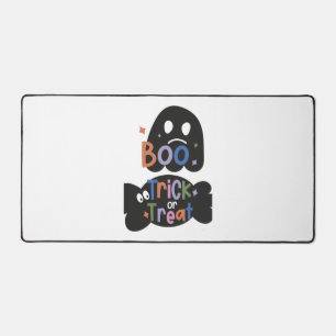 2 an einem Halloween Stickers Boo and Trick or Tre Schreibtischunterlage