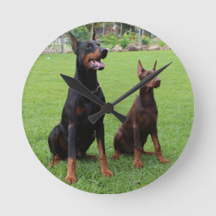 2 Dobermann.png Runde Wanduhr