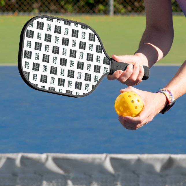 2 Einfaches mehrfaches Logo | weiß Pickleball Schläger (InSitu)