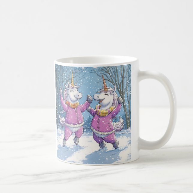 2 Einhörner im Schneeoutfit Kaffeetasse (Rechts)