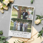 2 Foto Clean Schriftart später im Leben Hochzeit V Dankeskarte<br><div class="desc">Doppelseitige Hochzeitskarte mit einer Seite, die mit einer Collage von zwei Ihrer Hochzeitsfeiern über Ihren Namen, dem Hochzeitstag und der Lage in einem sauberen, modernen Schriftart bedruckt ist. Auf der anderen Seite befindet sich eine ausgekleidete Dankeschön-Karte, auf der Sie ein Dankeschön von Hand schreiben können. Späte im Leben Hochzeit danke...</div>