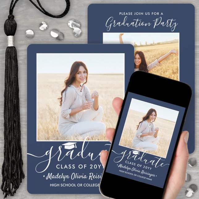 2 Foto Graduation Party Navy Blue & White Script Einladung (Von Creator hochgeladen)