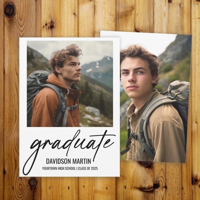 2 Foto Modernes Script Abschluss Ankündigung (2-photo modern script graduation announcement card for him)