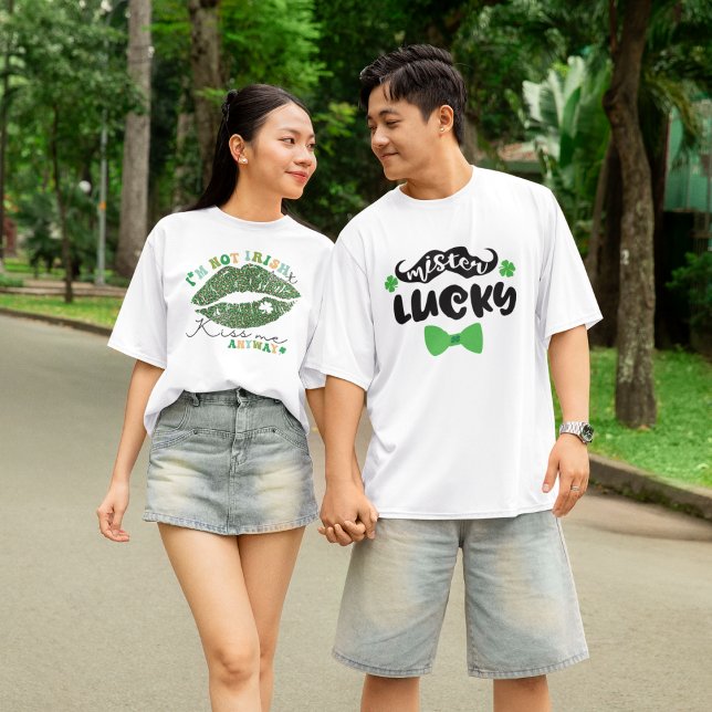 2 Foto Patrick's Day Green Kiss, Me Mister Lucky Tri-Blend Shirt (Von Creator hochgeladen)