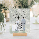 2 Fotos & QR Codes Hochzeiten Website-Tischnummer<br><div class="desc">Herzlich willkommen an Ihrem Hochzeitsempfang mit schicken, modernen Foto- und QR Code Tischnummer Karten. Bilder und Formulierungen sind einfach zu personalisieren und können auf Vorder- und Rückseite unterschiedlich oder gleich sein. Falls gewünscht, ändern Sie "die Liebe erfassen" in "Flitterwochenfond", "ein besonderer Dank", "Menü", "unsere Liebe" oder einen anderen Text Ihrer...</div>