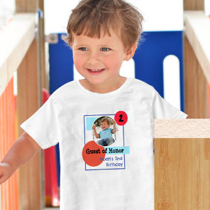 2. Geburtstag Ehrengast Buntes Benutzerdefiniertes Kleinkind T-shirt