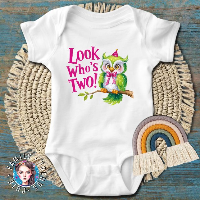2. Geburtstag schauen zwei Baby Strampler (Von Creator hochgeladen)