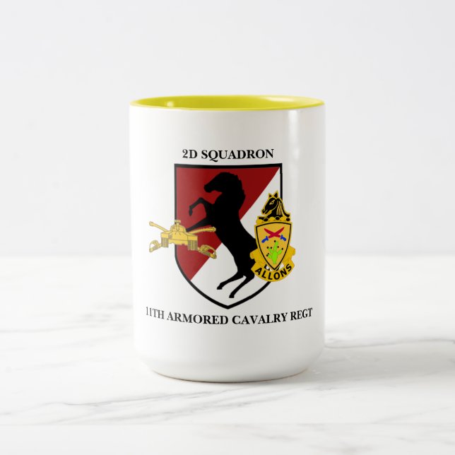 2. GESCHWADER-11. GEPANZERTE KAVALLERIE-TASSE ZWEIFARBIGE TASSE (Mittel)