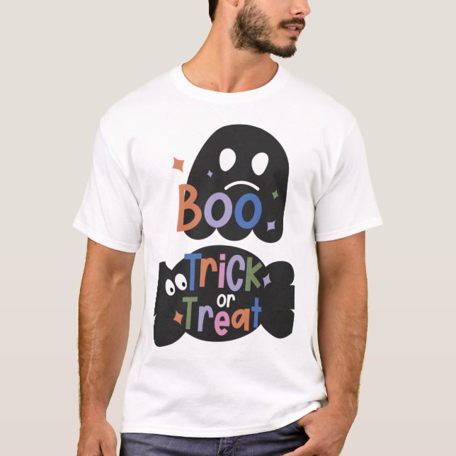 2 In One Halloween Stickers Boo and Trick or Treat T-Shirt (Vorderseite)