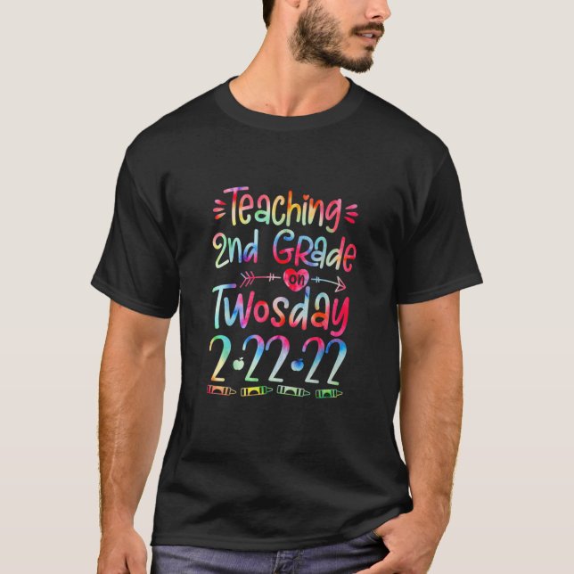 2. Klasse am 2./22/22 Februar T-Shirt (Vorderseite)