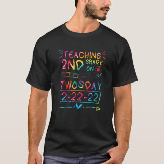 2. Klasse am 2./22/22 Februar T-Shirt