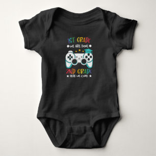 2. Klasse Hier kommen wir zurück zum Videospiel Baby Strampler