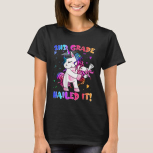 2. Klasse nagelnagte es einhorn glücklich letzten T-Shirt