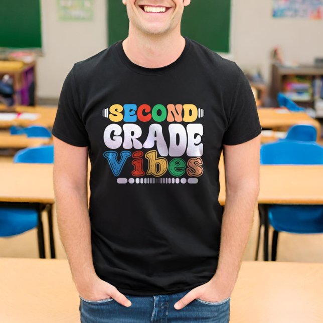 2. Klasse Vibes Funny Back To School Groovy T-Shirt (Von Creator hochgeladen)