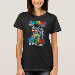 2. Klasse Wir werden 3. Klasse hier wir kommen Din T-Shirt