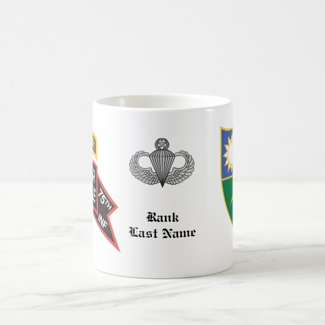 2. Ranger Battalion Alt-Stil-Bildlauf mit Register Kaffeetasse (Mittel)