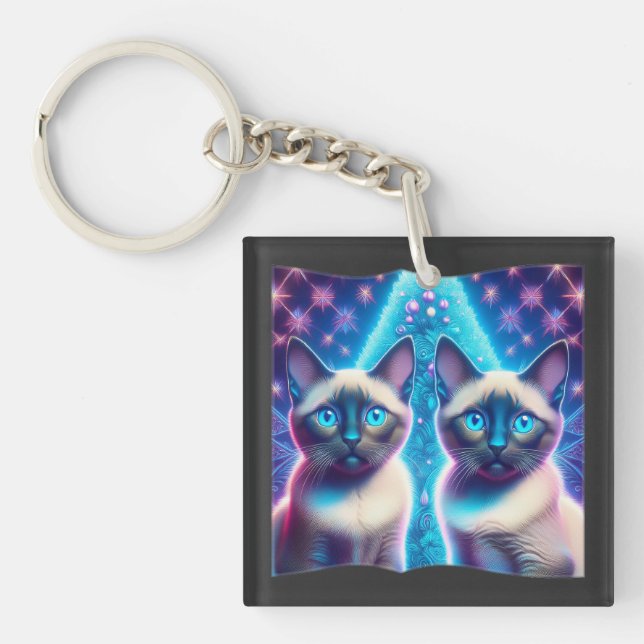 2 Siamische Kätzchen, die mit Weihnachtsbaum einge Schlüsselanhänger (Vorderseite)