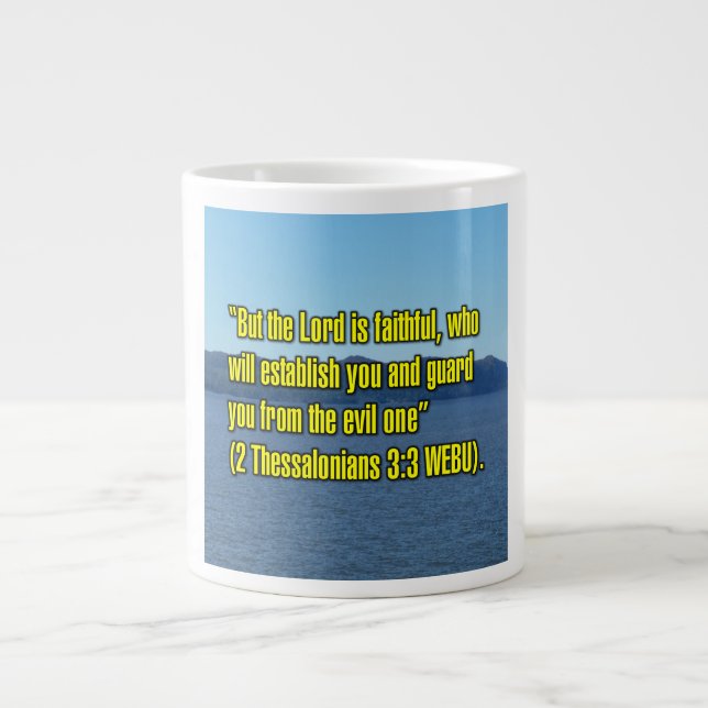 2 Thessalonicher 3:3 WEBU Tasse (Vorderseite)