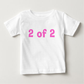 2 von 2 - besonders angefertigt baby t-shirt