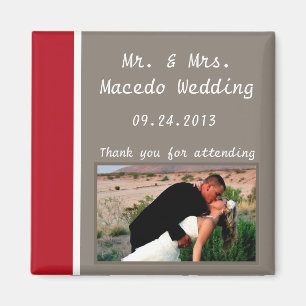 2"x2" Ankündigung Magnet Crimson Red/Gray Bg Whit
