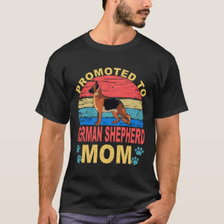 2 Zur Deutschen Schäferhund-Mama befördert T-Shirt