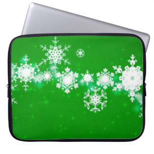2D-Illustration. Schneeflocken im Hintergrund. Hei Laptopschutzhülle
