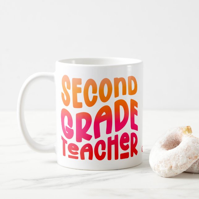 2nd Grade Teacher Orange Red Ombre Text  Kaffeetasse (Mit Donut)
