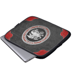 [300] Isländischer Drache, Landvættir [Silber] Laptopschutzhülle