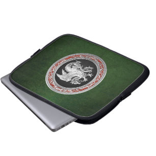 [300] Isländischer Drache, Landvættir [Silber] Laptopschutzhülle