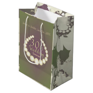 30./12. Pearl Wedding Anniversary Gift Bag Mittlere Geschenktüte