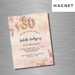 30. Geburtstag Pampas Gras Rose Gold Blume Luxus Magneteinladung<br><div class="desc">Eine Rose Gold,  rot rosa rustikalen Farbverlauf Hintergrund. Die Einrichtung ist mit Rose-Gold und rosa Blumen,  Rose,  Pampas-Gras dekoriert. Personalisieren und fügen Sie einen Namen und Party-Details hinzu. Nummer 30 wird mit einem Schriftart im Ballonstil geschrieben.</div>