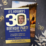 30. Geburtstag Party Blau Goldfolie Foto Folieneinladung<br><div class="desc">Fett einfache Grafik dunkelblau, und Goldfolie oder Ihre eigene Folie Farbe Foto Vorlage 30. Geburtstag Party Einladung. Personalisieren Sie diese Meilenstein-Geburtstagseinladung mit Ihren eigenen Geburtstagsfeierdetails, und ein Foto Ihres Geburtstagsjungen oder -mädchens in der Mitte der 0 in 30 und ein komplettes Foto auf der Rückseite. Andere Jahre Farben und passende...</div>