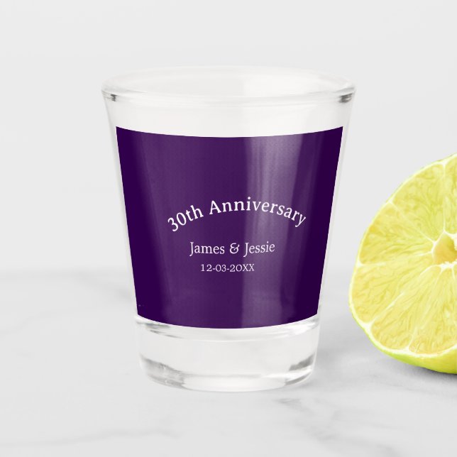 30. Hochzeitstag Name Datum lila einfach  Schnapsglas (Vorderseite)