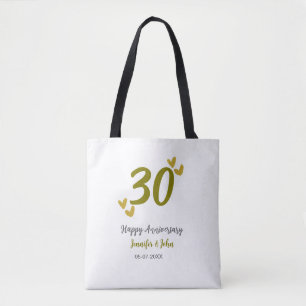 30. Jubiläum goldgraues Hochzeitspaar